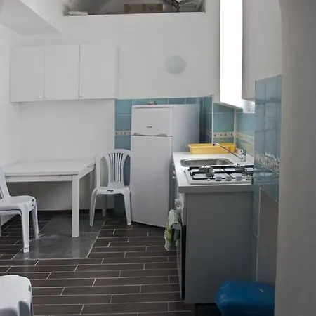 Agenzia Arcipelago Orlando * Ponza